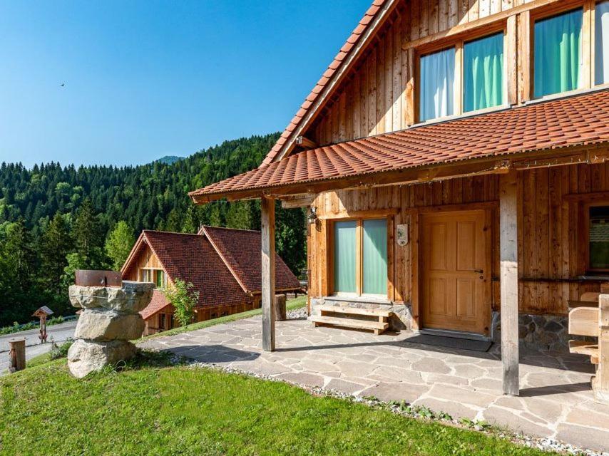 Dolomiti Village Comeglians Bagian luar foto